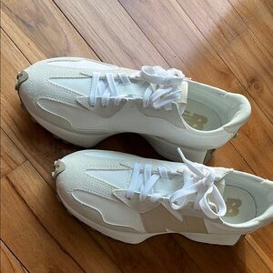 New Balance White Sneakers- 327